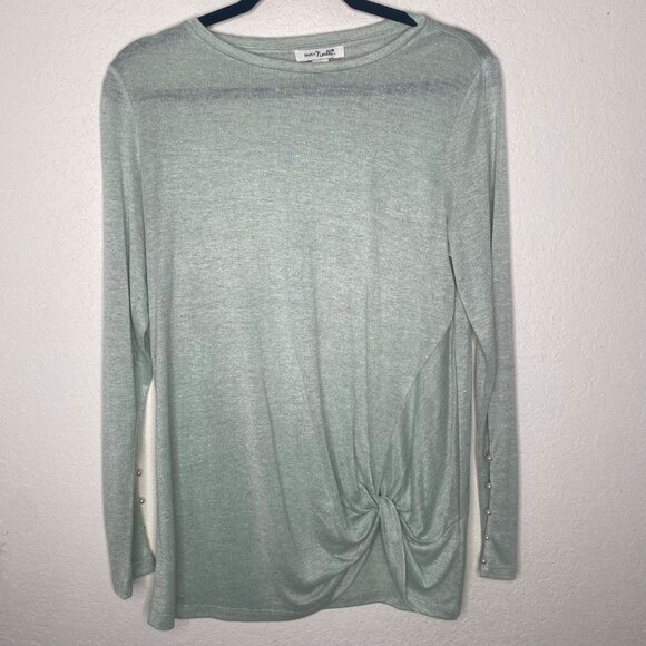 Simply Noelle Womens S/M Light Green Knotted Long Sleeve Top W/Pearl Buttons - Picture 1 of 7